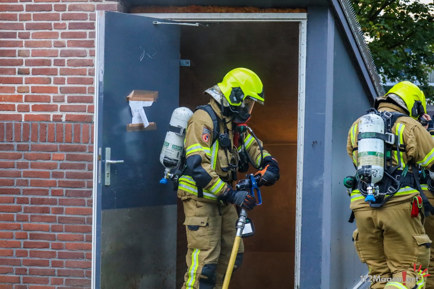 Accu veroorzaakt kelderbrand aan G.A. Brederolaan in Maassluis