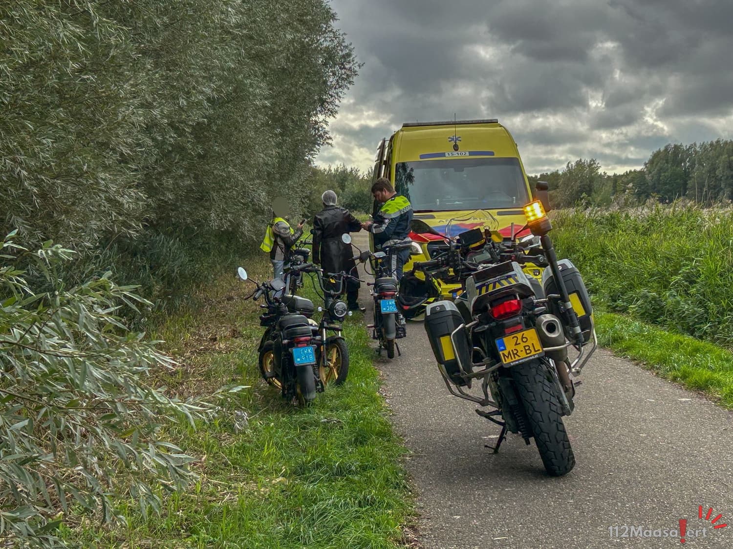 Scooterrijder komt ten val op het Trekkadepad in Maasland