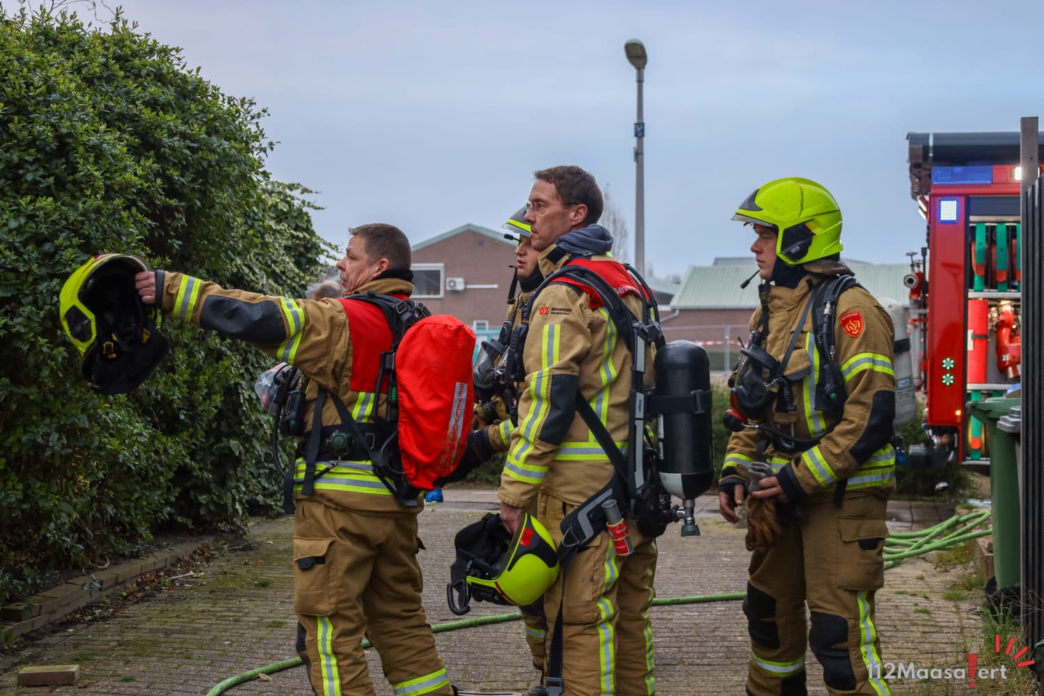 Middelbrand op zolder van woning aan de Zetter in Maasland