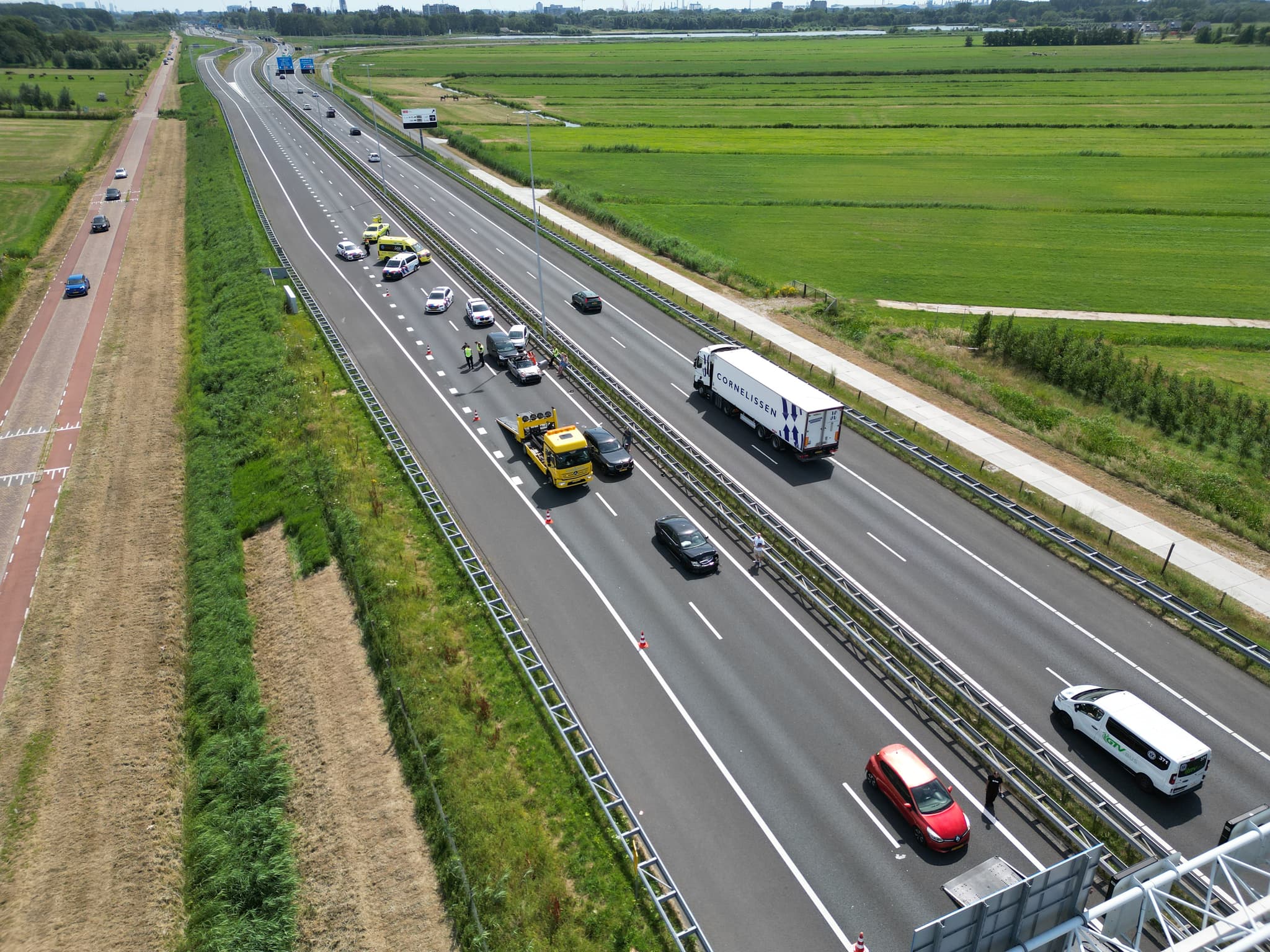 Meerdere voertuigen betrokken bij ongeval op A20 ter hoogte van Maasland