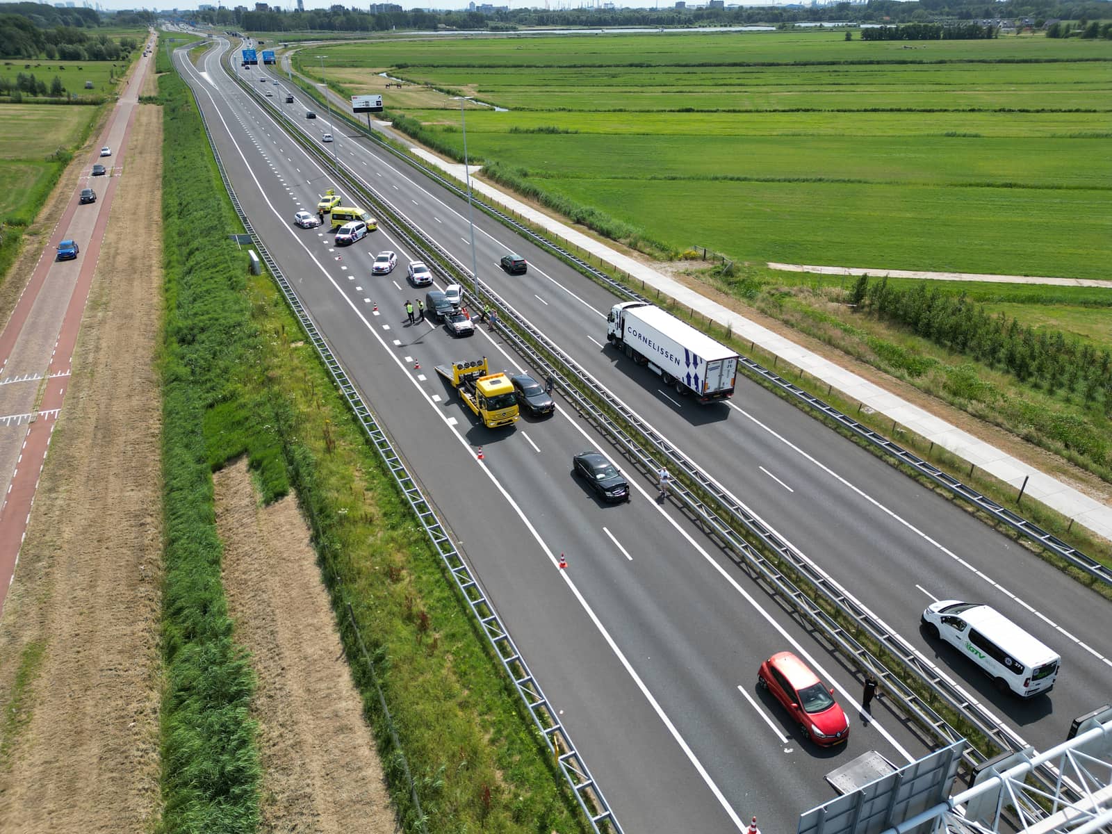 Meerdere voertuigen betrokken bij ongeval op A20 ter hoogte van Maasland