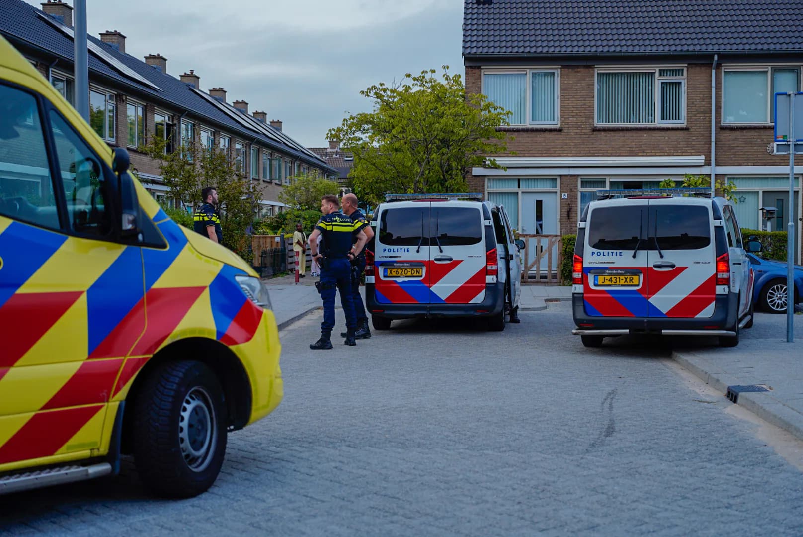 17-jarige jongen aangehouden na steekpartij op de Theeboomstraat in Hoek van Holland