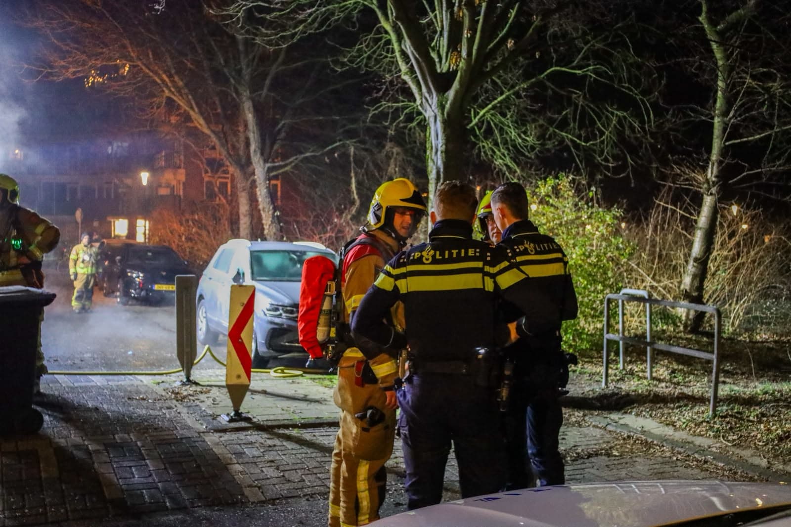 Ze weten waar ik woon’: eigenaar uitgebrande auto in Maassluis spreekt over maandenlange intimidatie