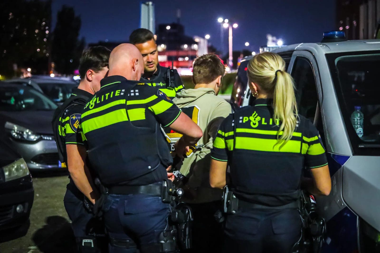 Verdachte aangehouden na steekpartij in gebouw in Vlaardingen