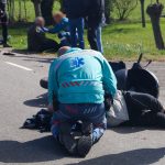 Ongeval tussen fietser en scooterrijder op de Zuidbuurt in Maassluis