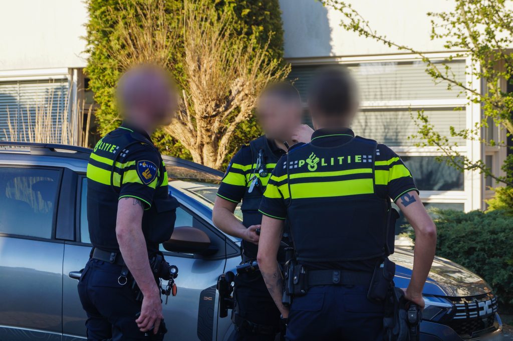 Politiehelikopter ingezet bij zoektocht naar verwarde man in Maasland