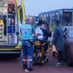 Fietser gewond na aanrijding met scooter op Honderdland, dader doorgereden
