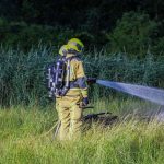 Brandweer rukt met spoed uit voor smeulende hoop groenafval op Doelpad