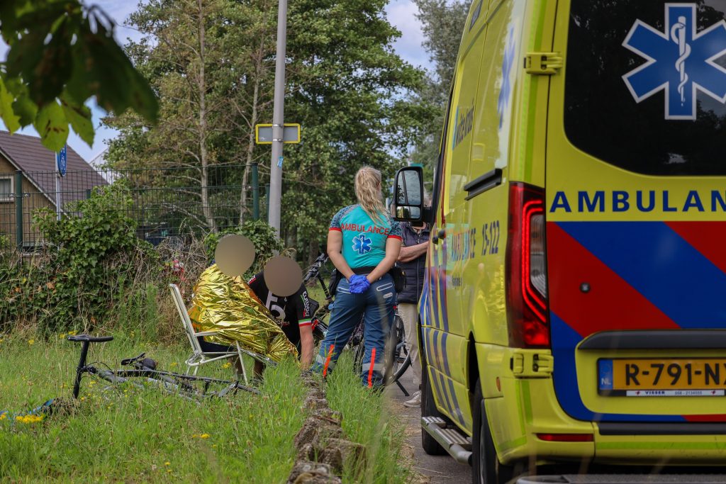 Tweezijdig ongeval op de Nolweg in Maasdijk