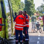 Fietser gewond na val door slecht wegdek op de Zuidbuurt in Maassluis