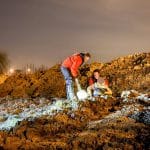 Kind gered uit drijfzand in Maasland: Brandweer slaagt na moeizame reddingsactie