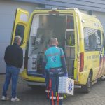 Traumahelikopter ingezet na bedrijfsongeval in Maasdijk