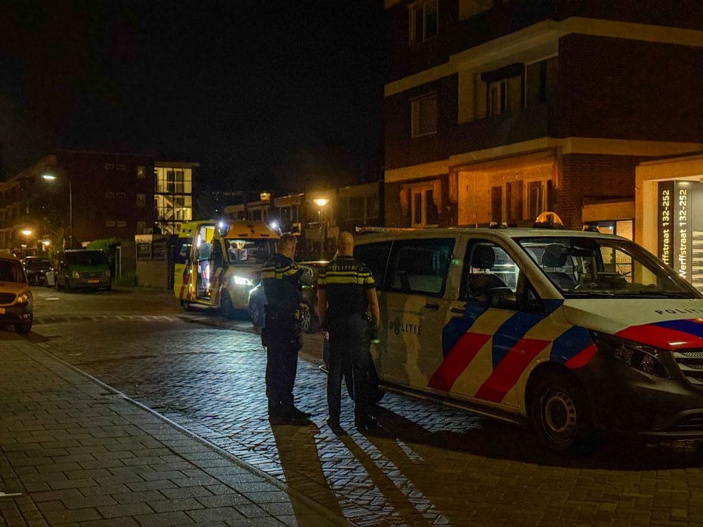 Man lichtgewond bij steekpartij in Vlaardingen, vrouw aangehouden