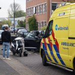 Verkeersongeval tussen scooter en auto op de P.J. Troelstraweg in Maassluis