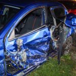 Zwaargewonde bij ernstig ongeval op de Korte Kruisweg in Maasdijk